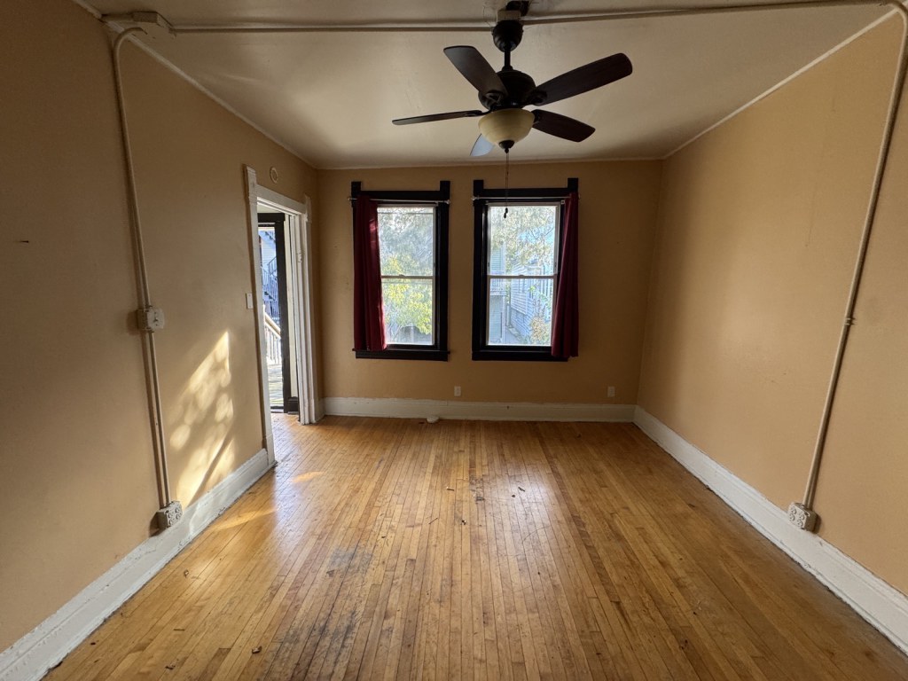 1830 N St Louis Ave Property Photo 20