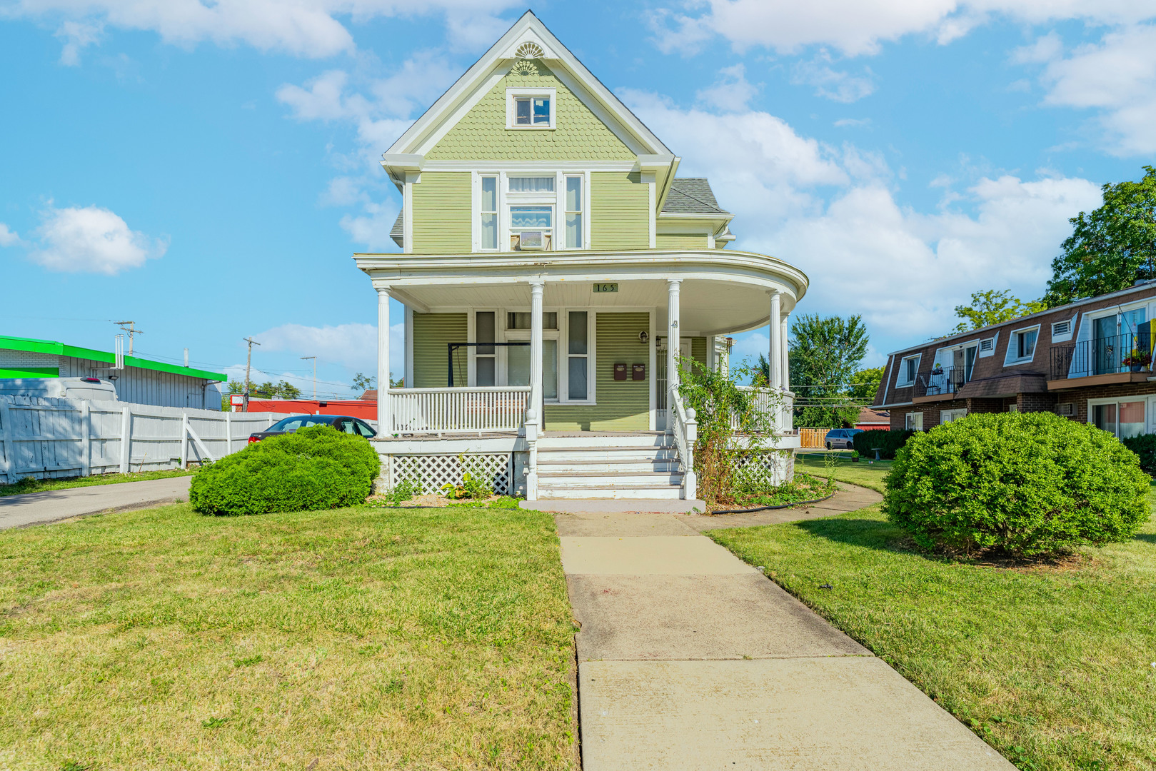 165 S York Road Property Photo 1