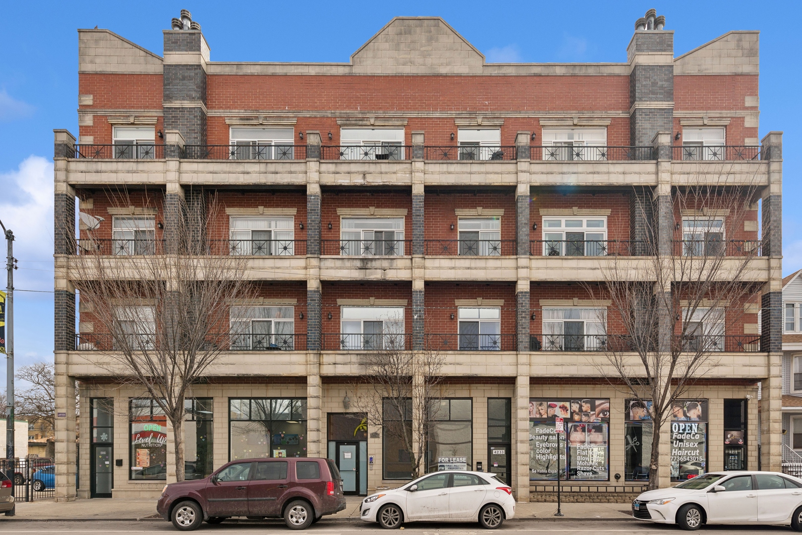 4235 N Kedzie Ave Property Photo