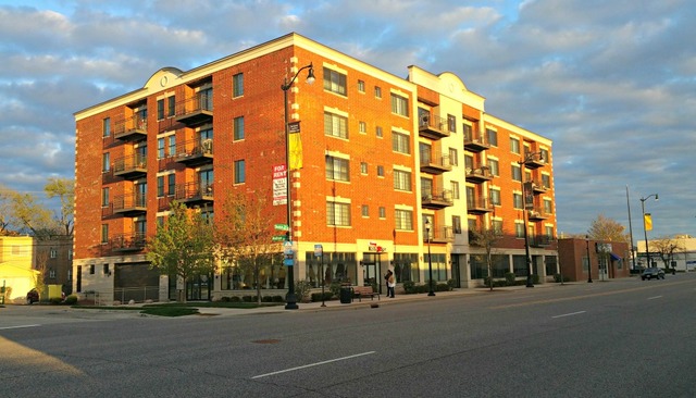 8255 Skokie Blvd Property Photo