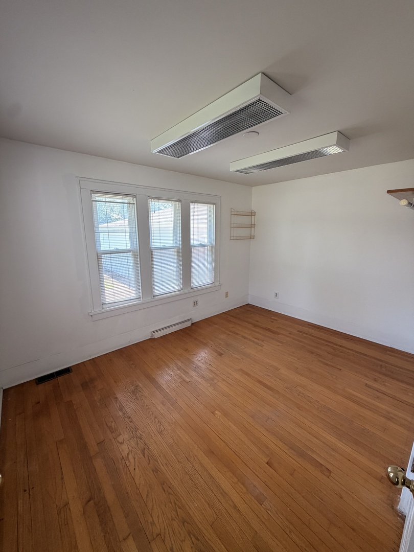 1111 Sherman Avenue Property Photo 3