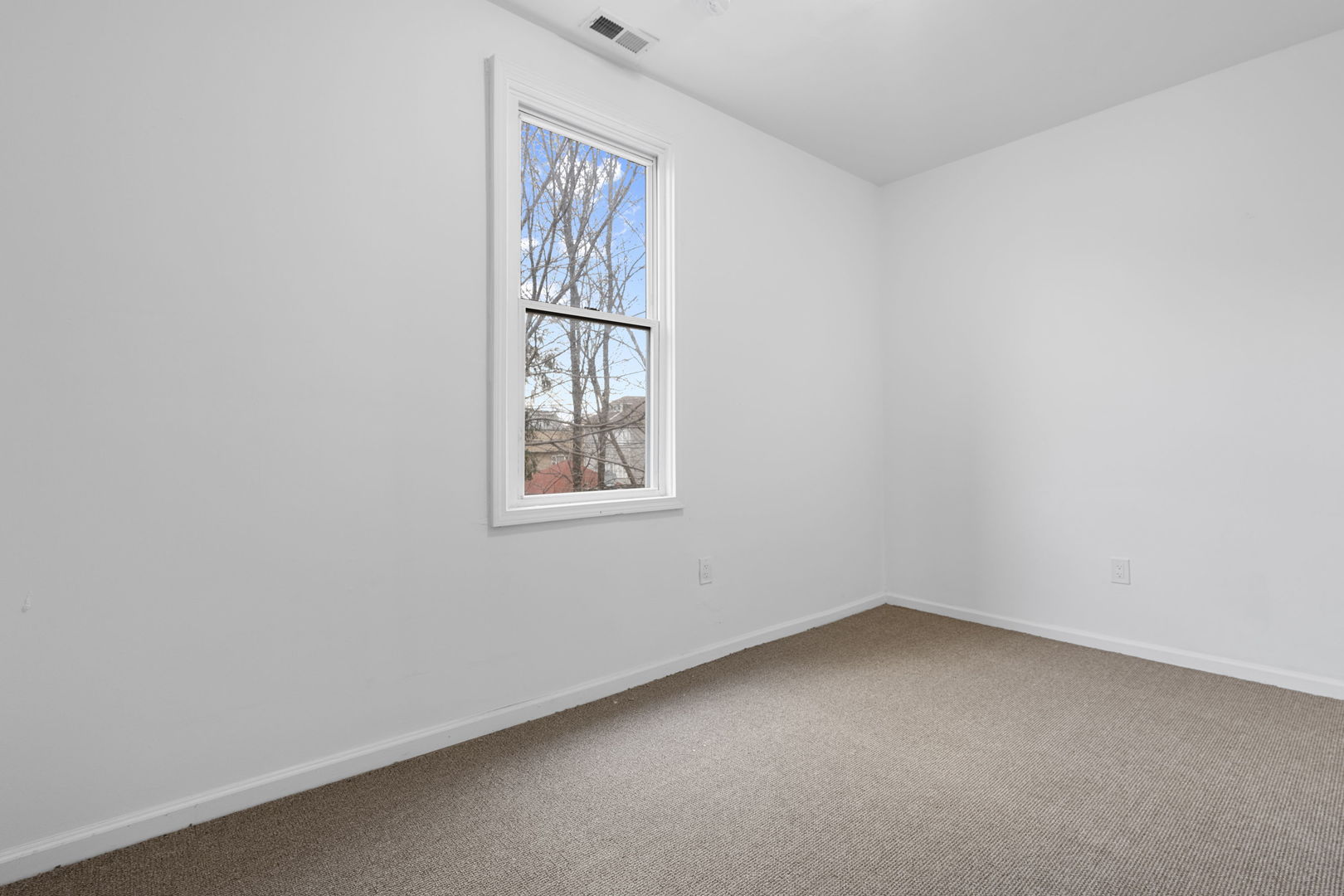 8559 S Escanaba Avenue Property Photo 10