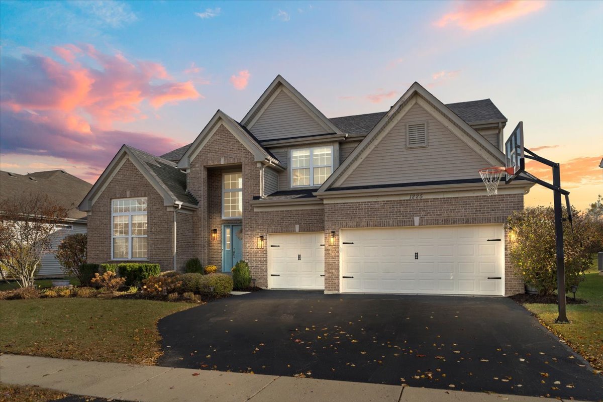 Fox Lake Real Estate Listings Main Image