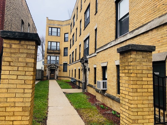 3806 W Irving Park Road 9 Property Photo