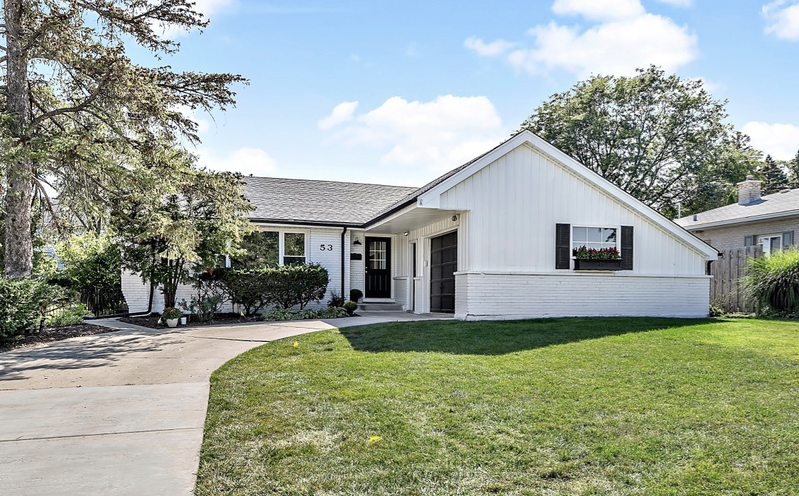 Clarendon Hills Real Estate Listings Main Image