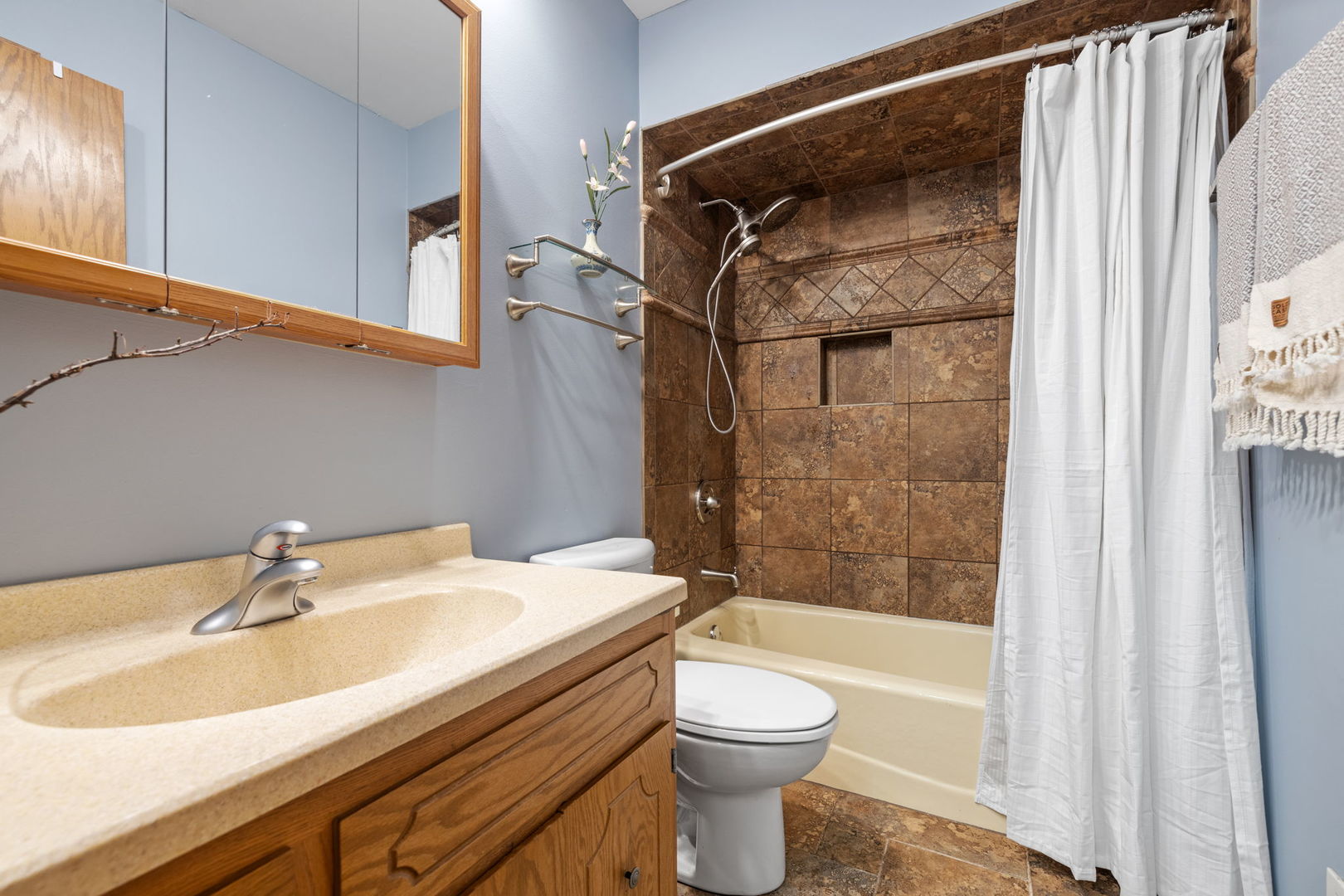 7328 W 153rd Street 7328 Property Photo 14
