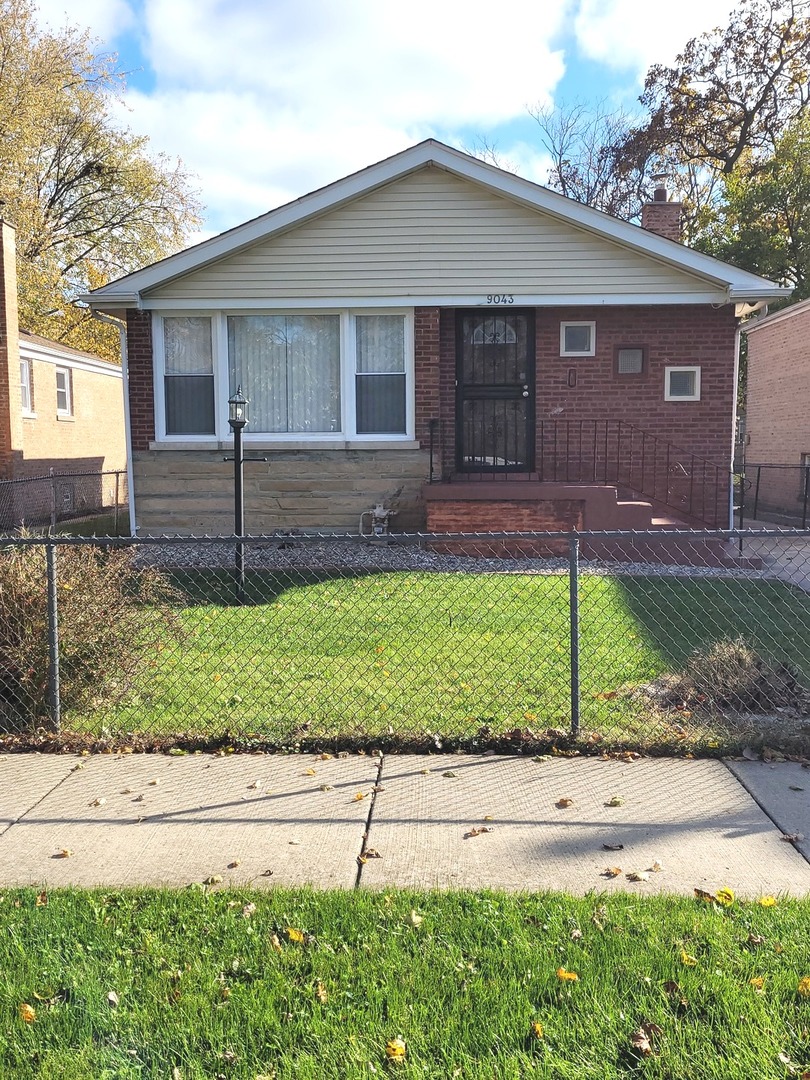 12304015 Property Photo