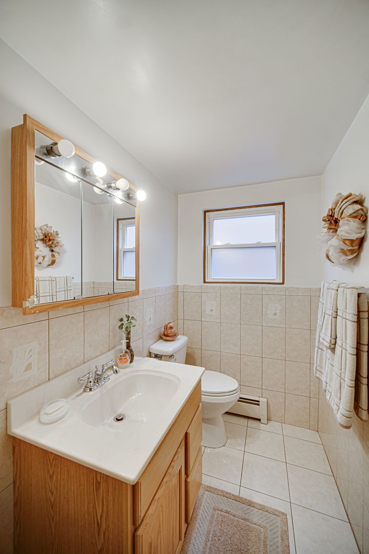 430 Madison Avenue Property Photo 7