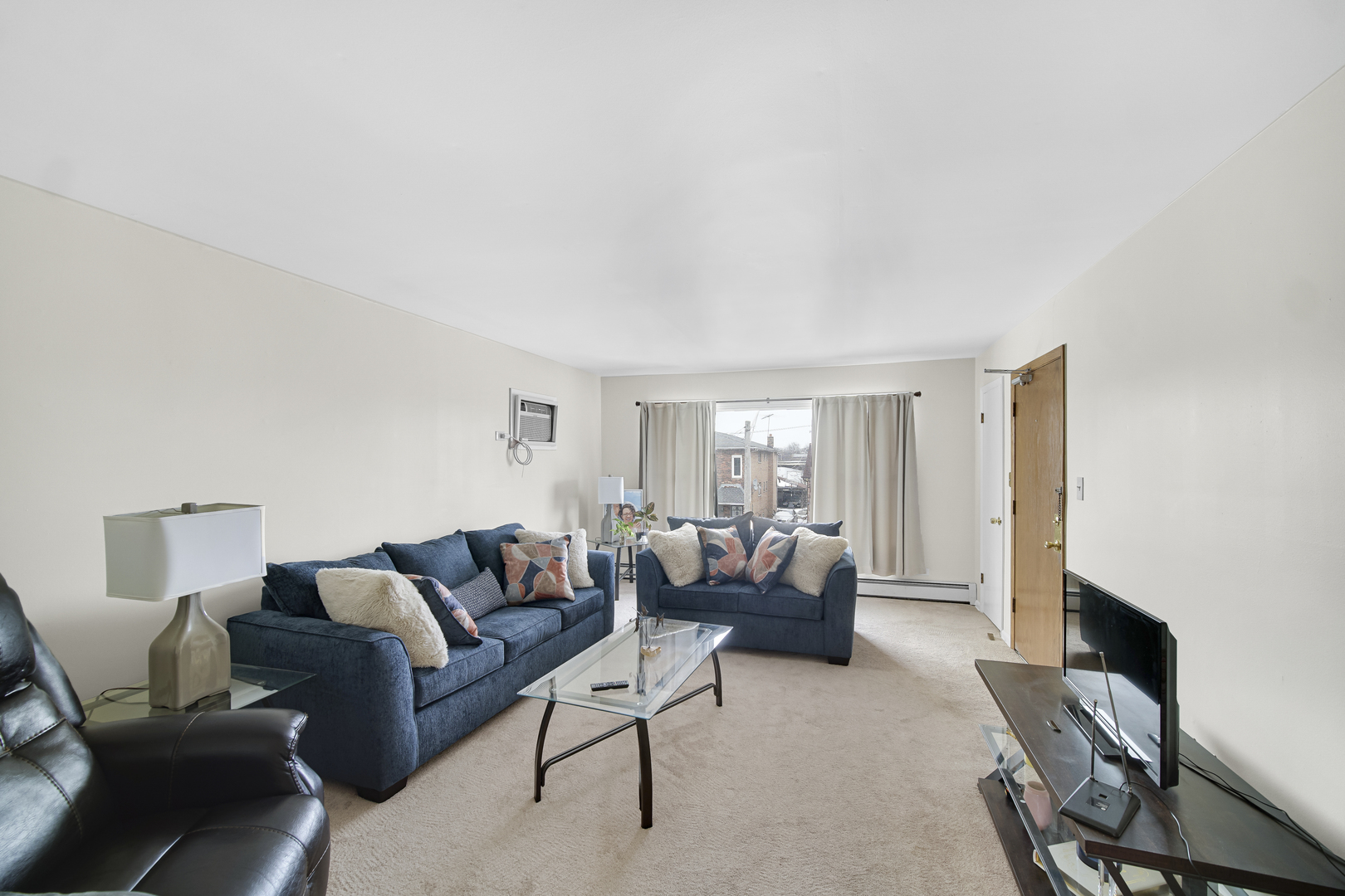 430 Madison Avenue Property Photo 8