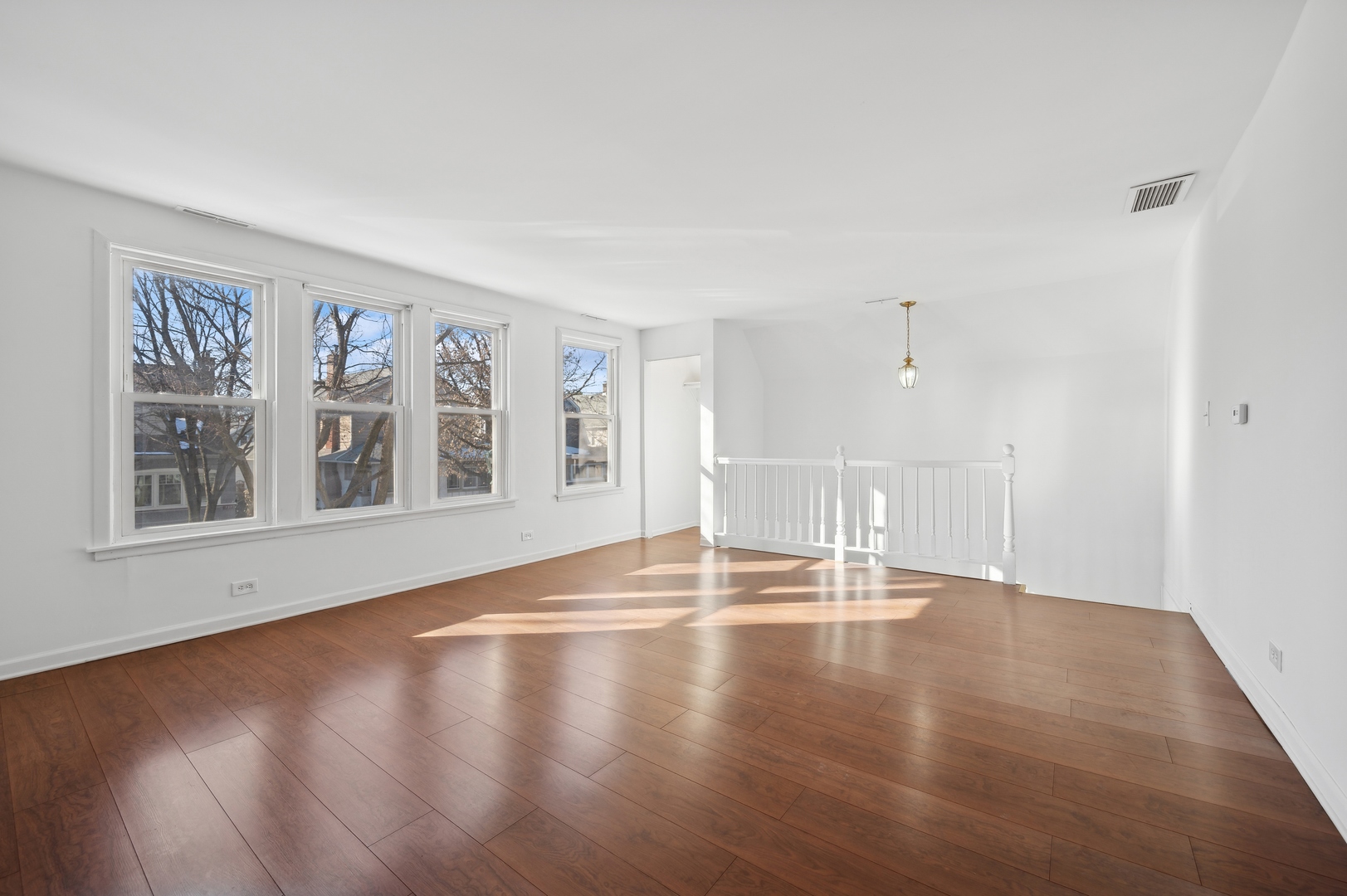 736 S Highland Avenue Property Photo 10