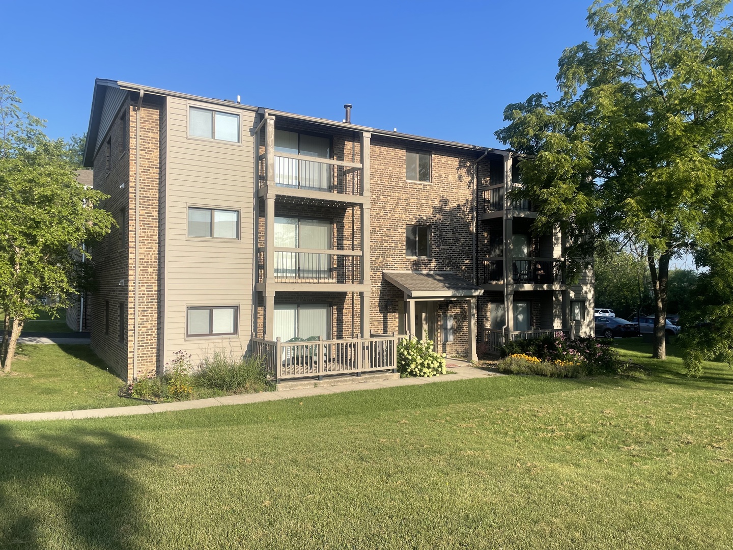 3258 184th Street 2s Property Photo