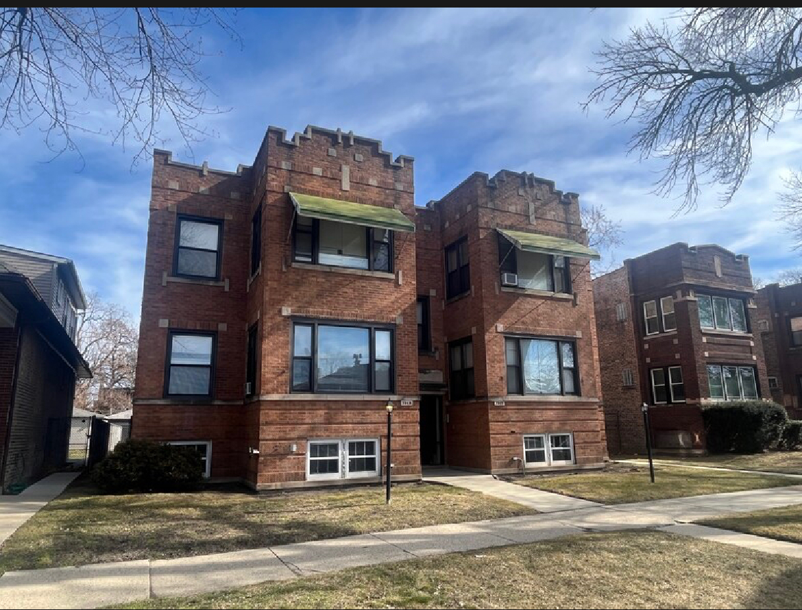 7345 S Calumet Avenue Property Photo