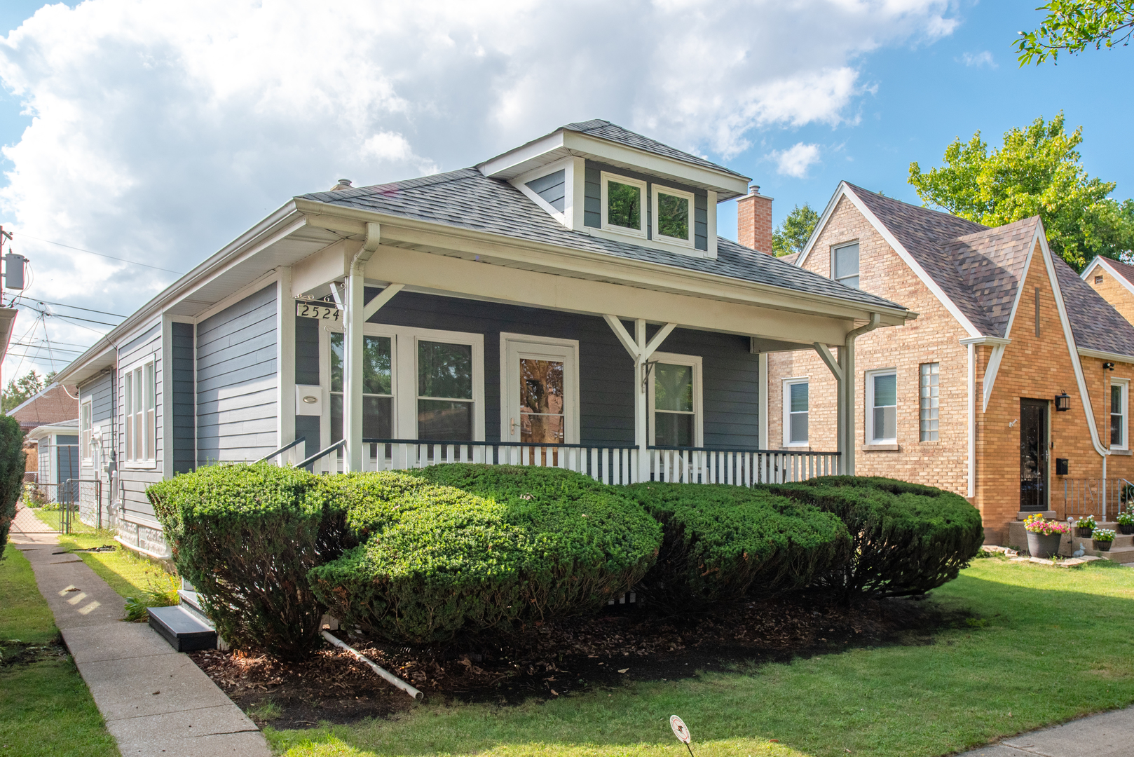 2524 Burr Oak Avenue Property Photo