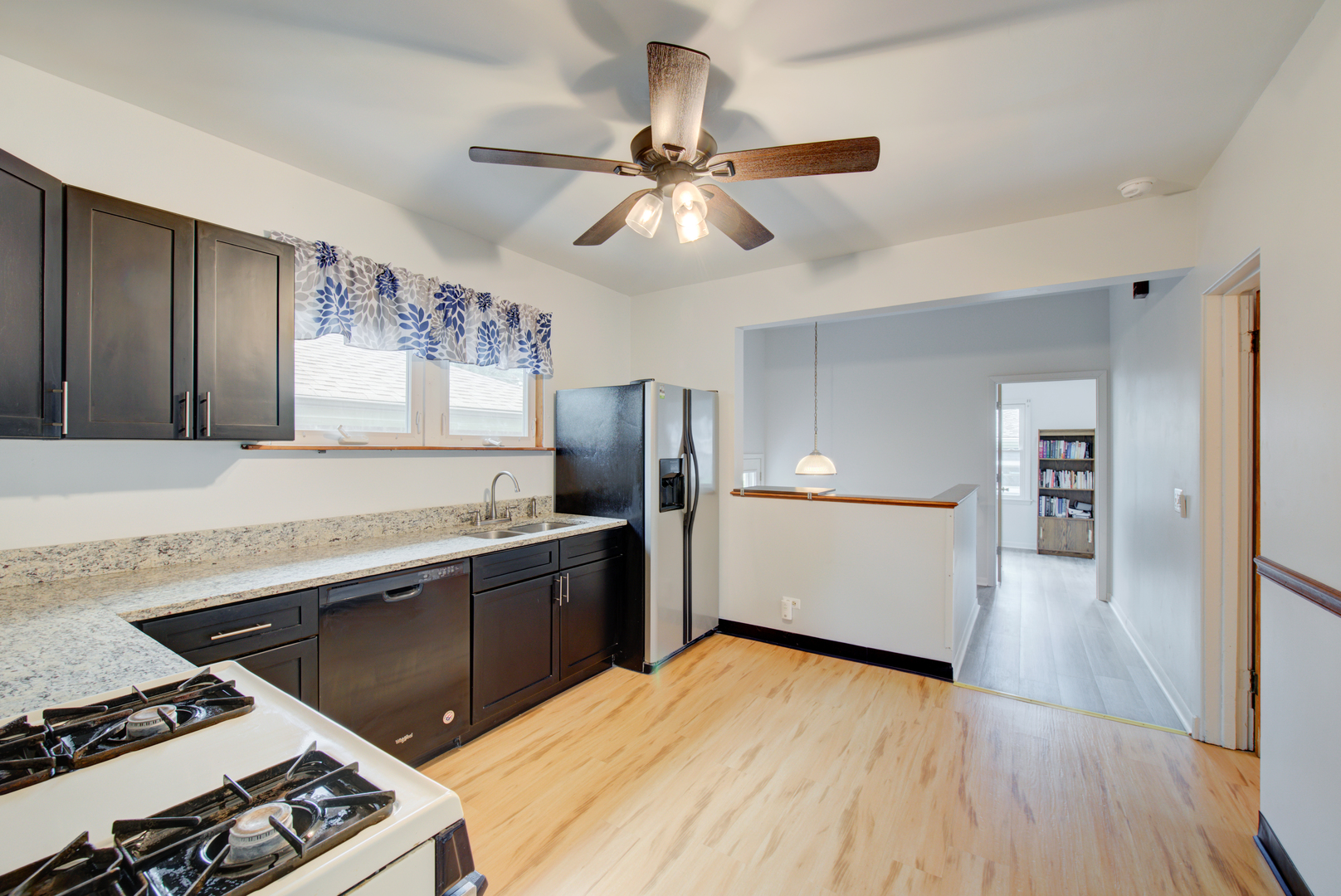 2524 Burr Oak Avenue Property Photo 9