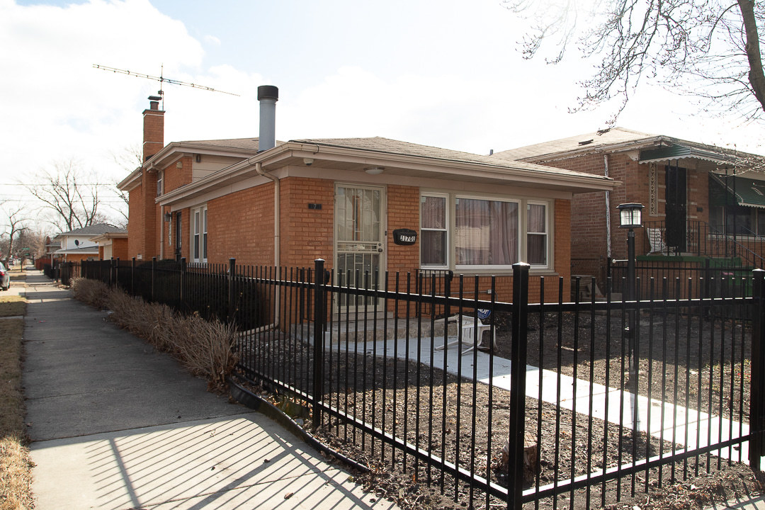 11701 S Laflin Street Property Photo