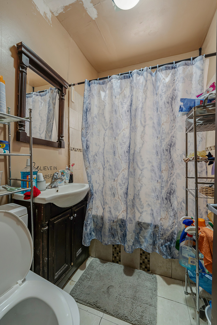 4312 W Potomac Avenue Property Photo 10