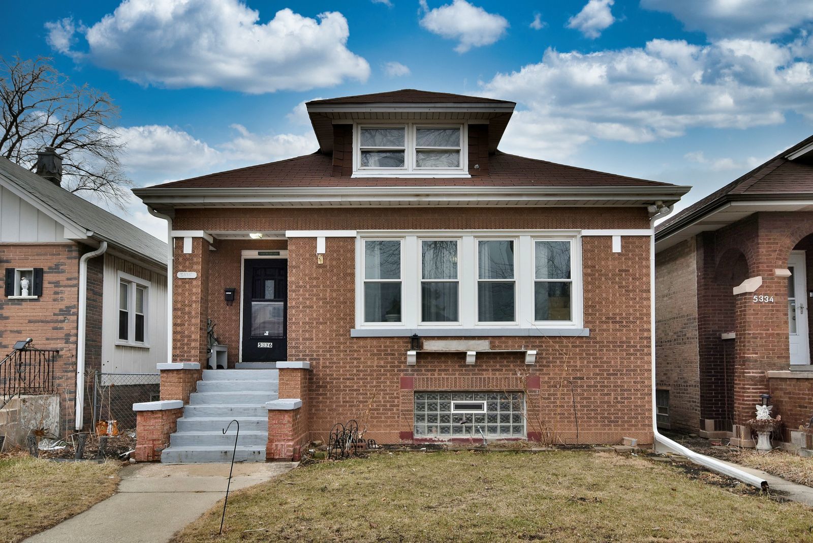 5336 W Nelson Street Property Photo