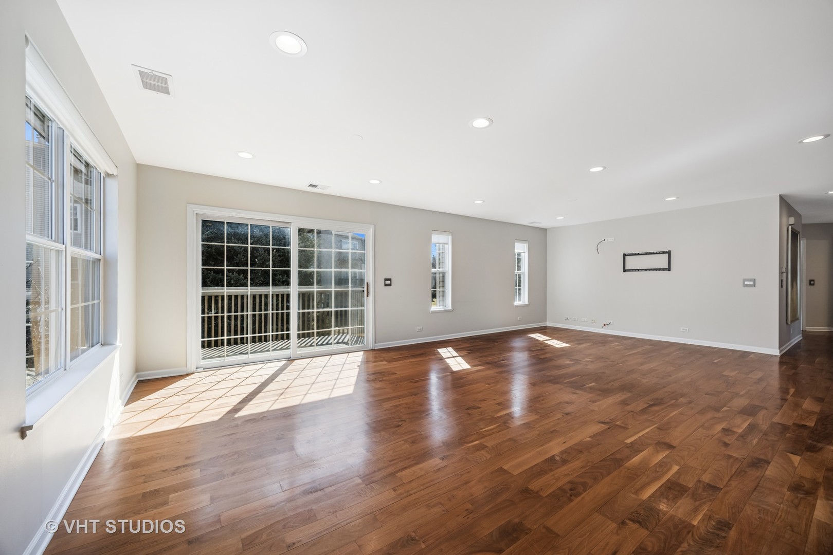2703 Cobblestone Drive B Property Photo 6