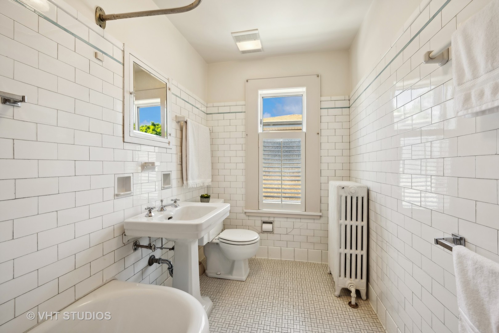 8634 School Street Property Photo 16
