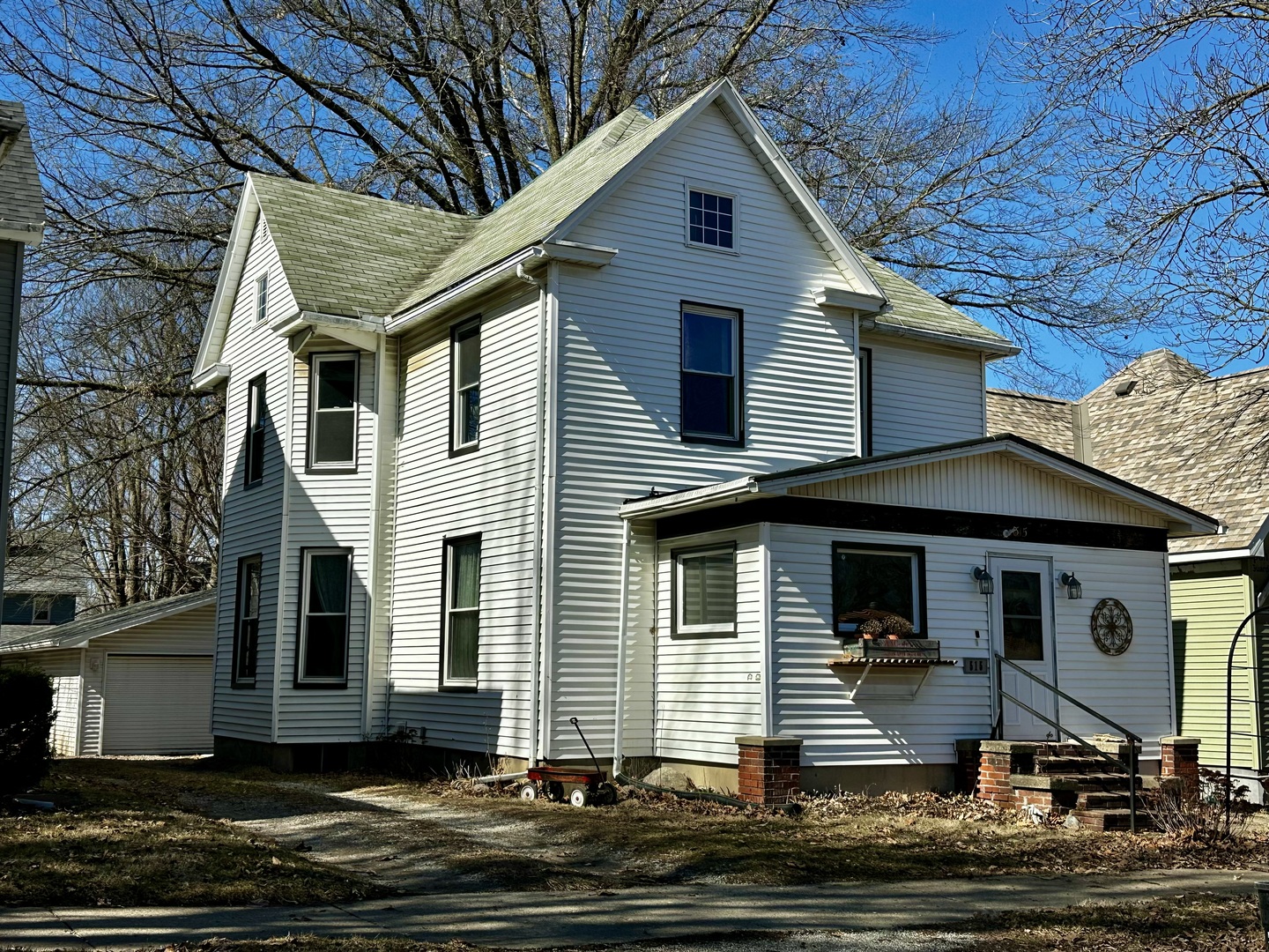 Clinton Real Estate Listings Main Image