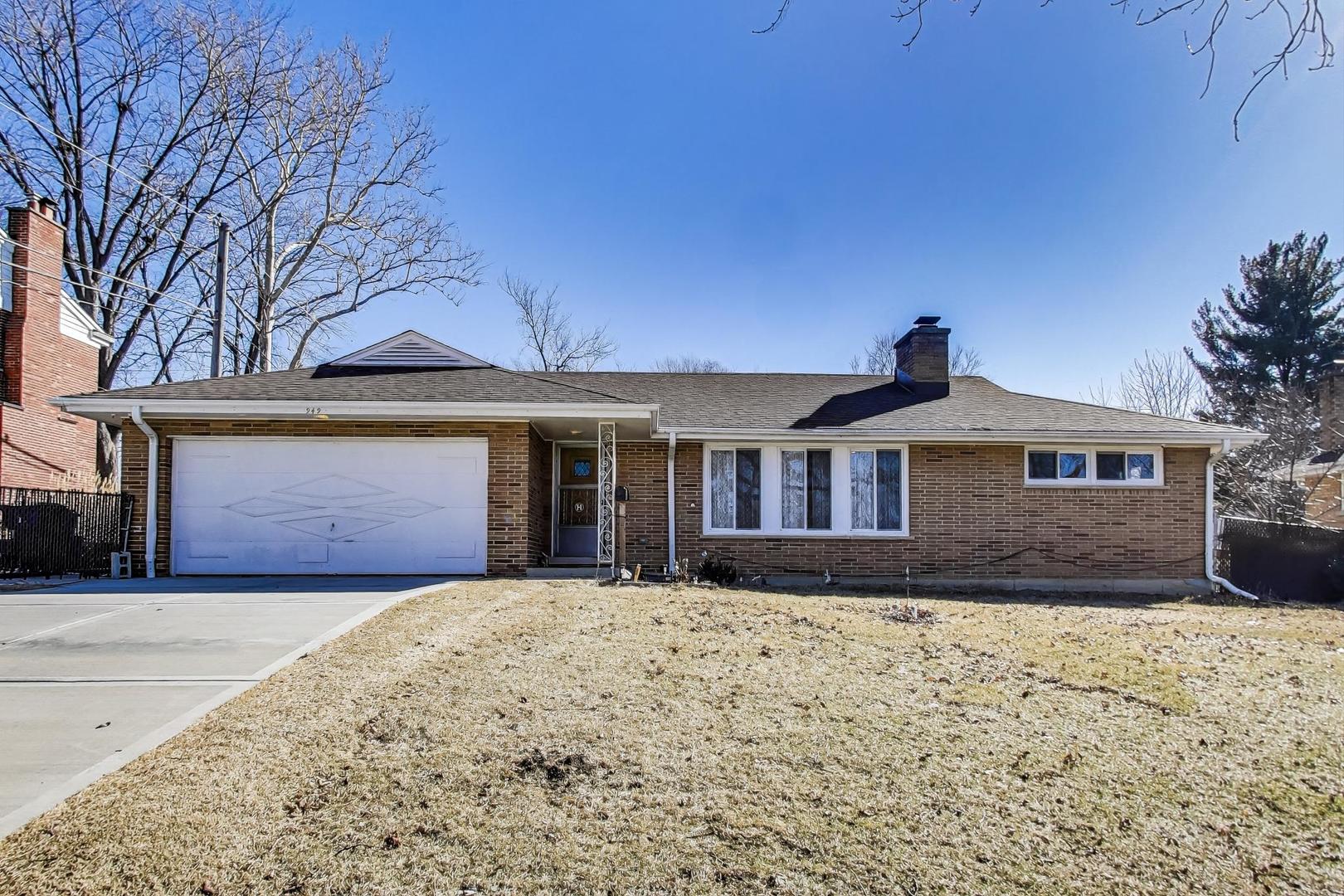 949 Daniel Drive Property Photo