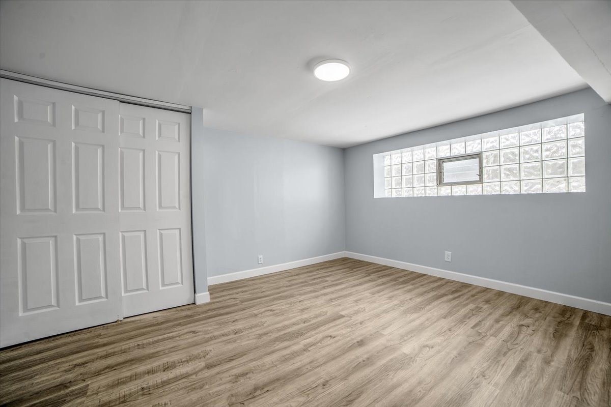 1810 N Luna Avenue Property Photo 25