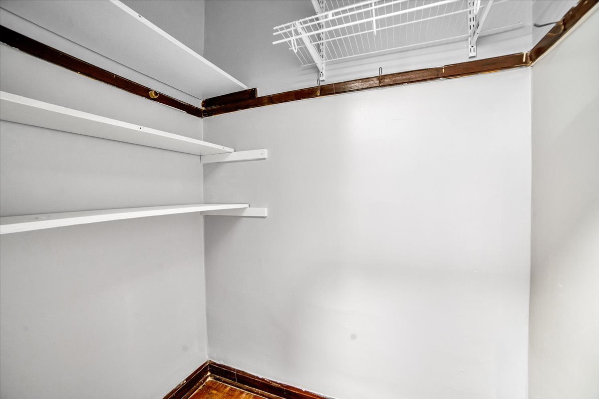 1810 N Luna Avenue Property Photo 26