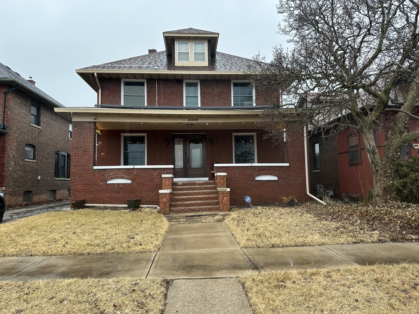 2328 Olive Street Property Photo