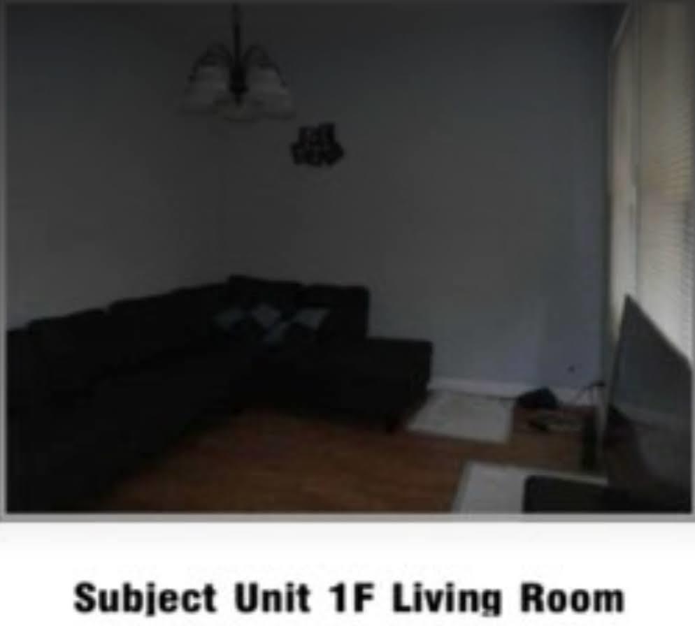 8711 S Exchange Avenue Property Photo 9