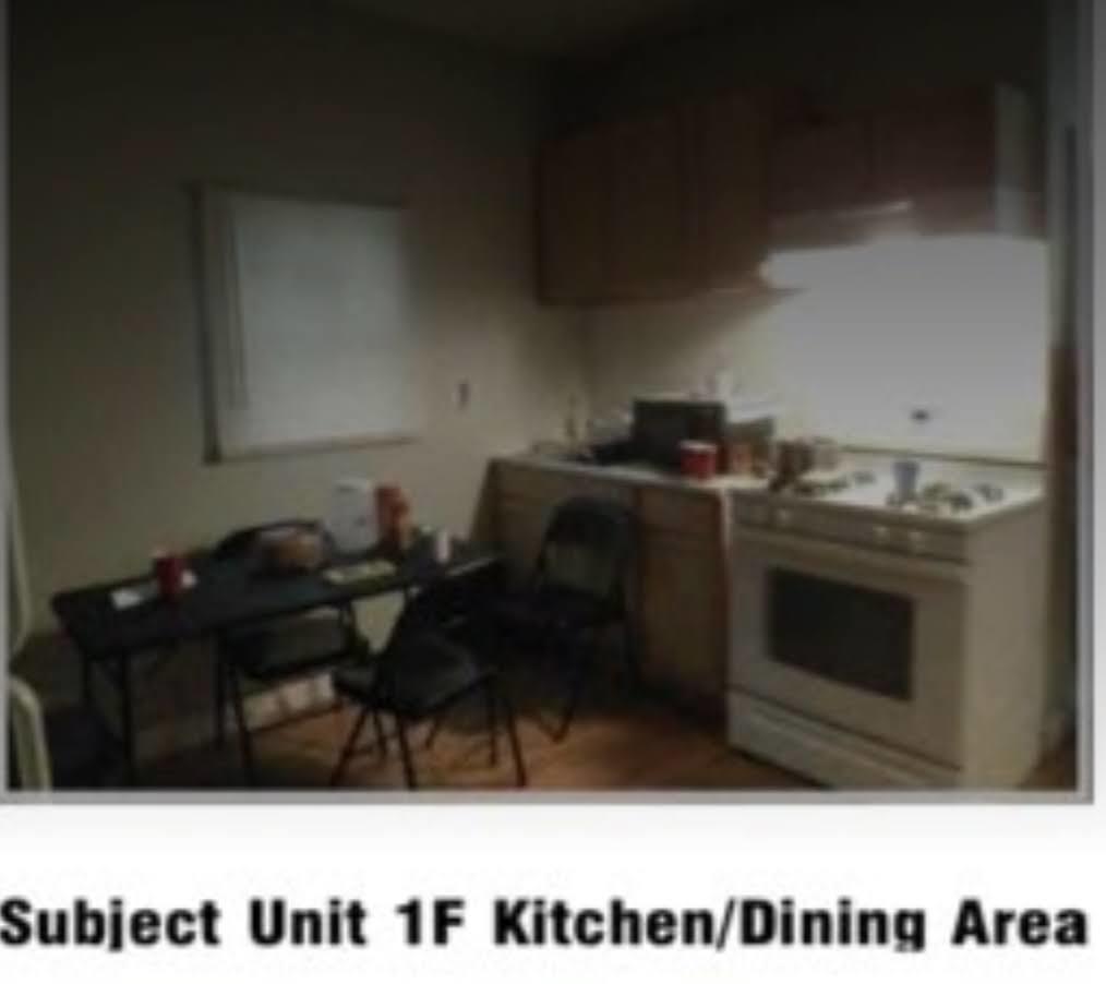 8711 S Exchange Avenue Property Photo 14