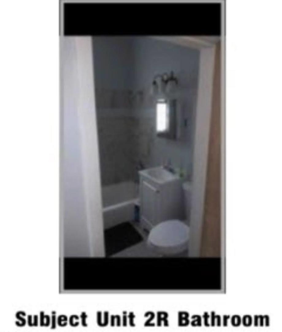8711 S Exchange Avenue Property Photo 20