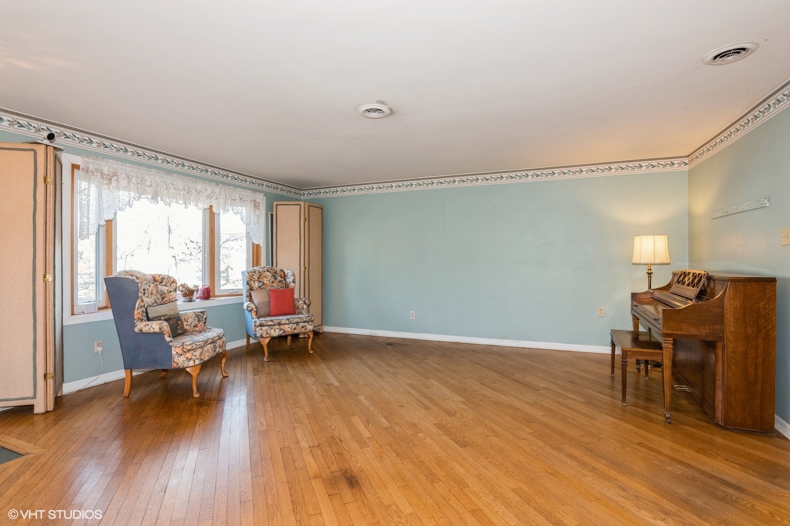 510 Mckinley Street Property Photo 3