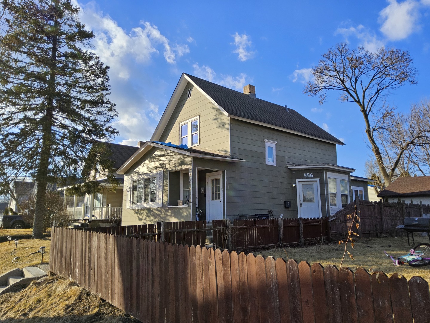 456 Walnut Avenue Property Photo 1