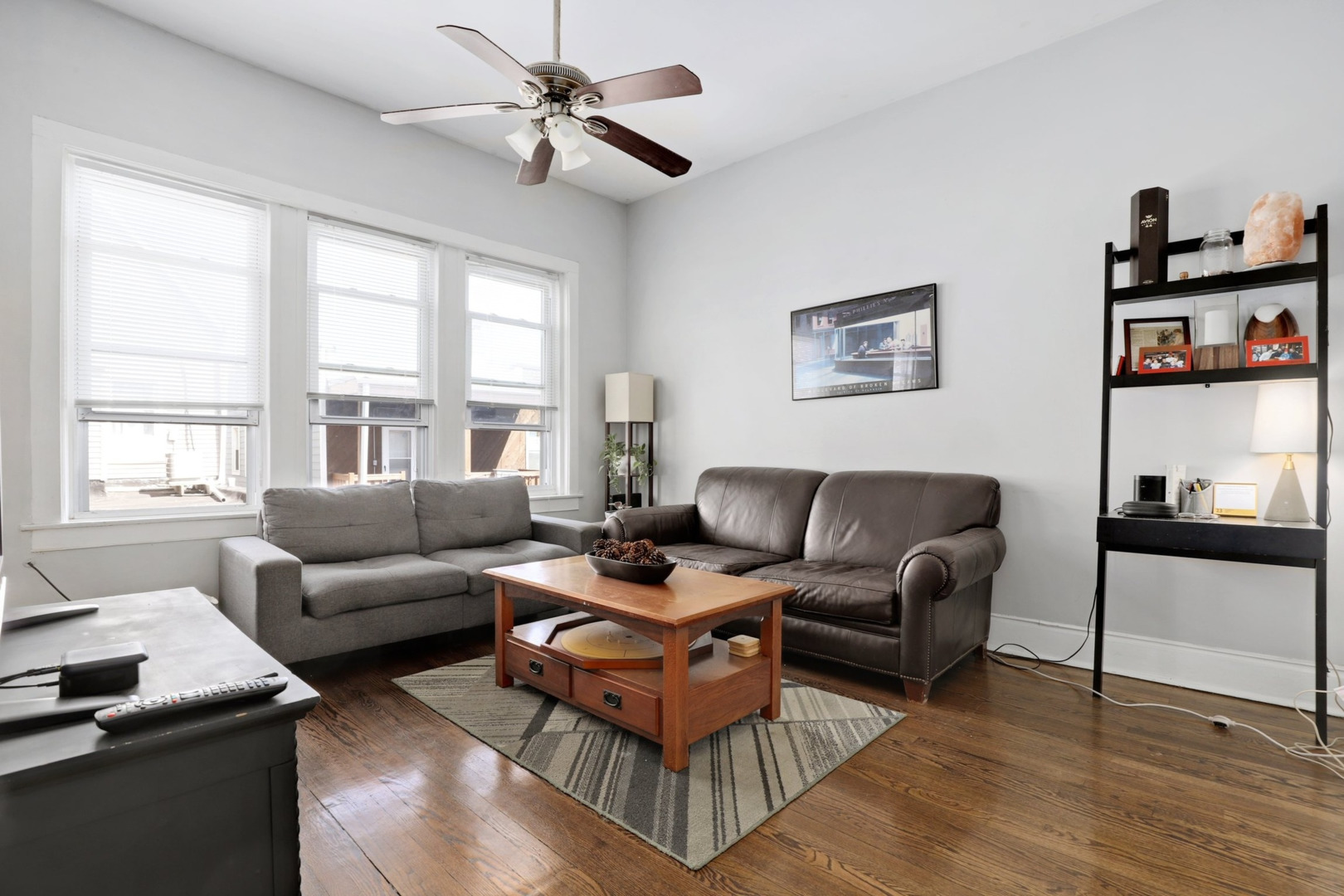 3114 N Clybourn Avenue Property Photo 11