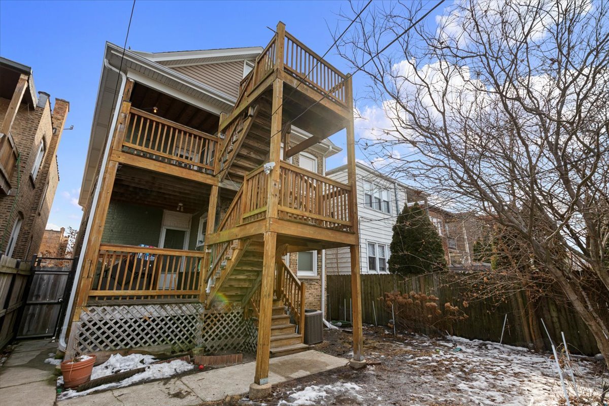 5936 N Campbell Avenue Property Photo 17