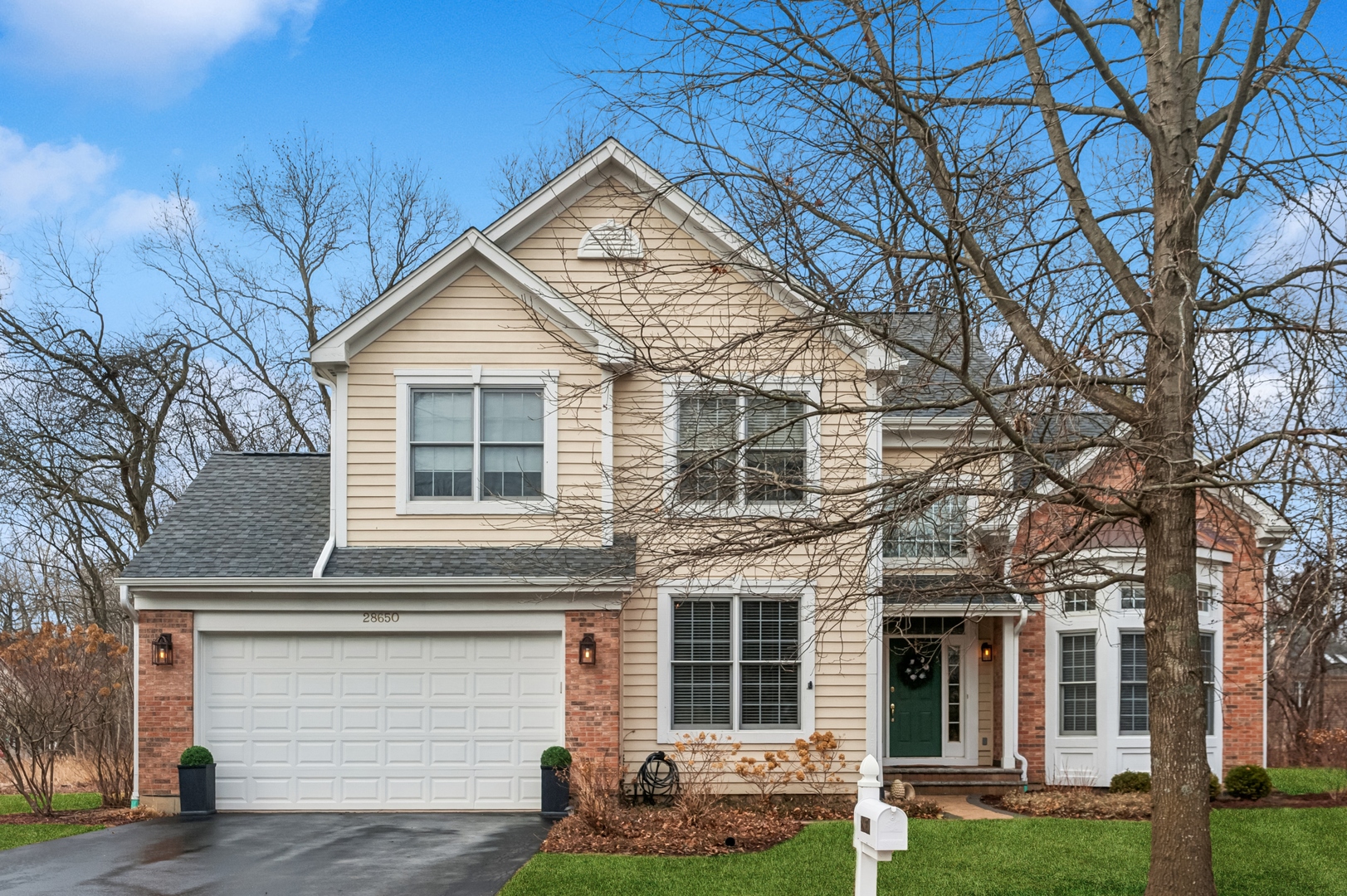 Lake Bluff Real Estate Listings Main Image
