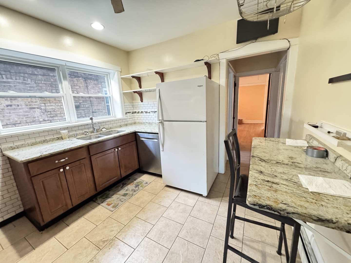 4826 N California Avenue Property Photo 5