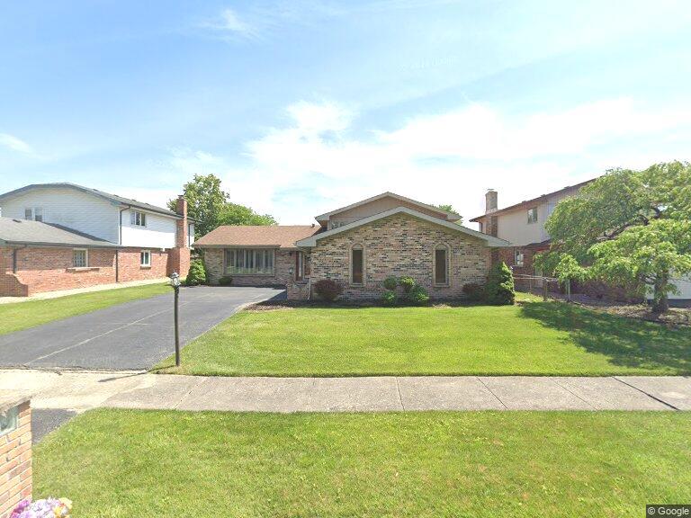 Lynwood Real Estate Listings Main Image