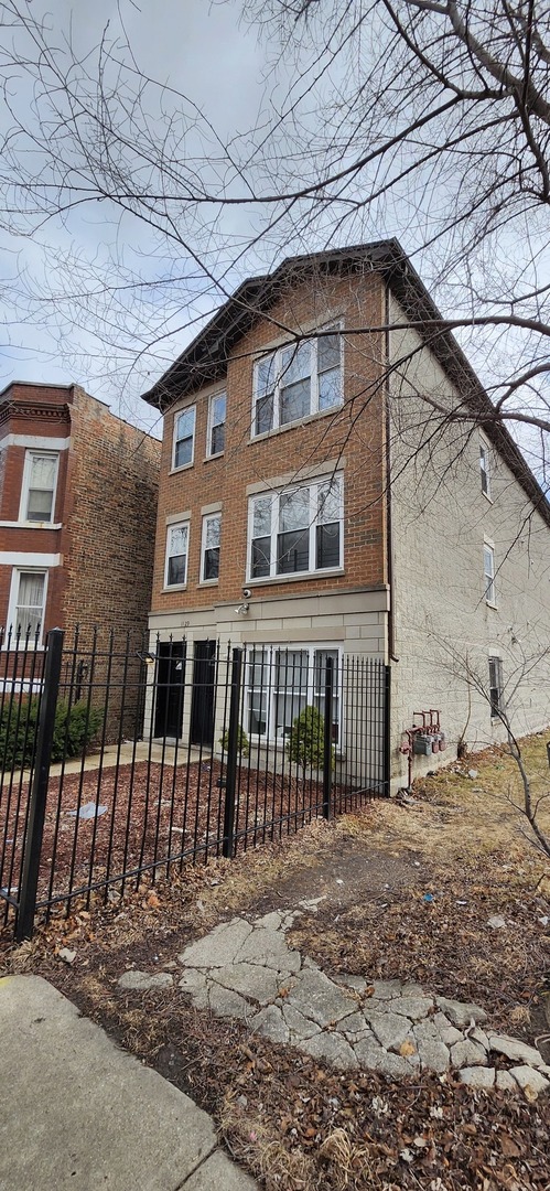 1129 S Albany Avenue 2 Property Photo