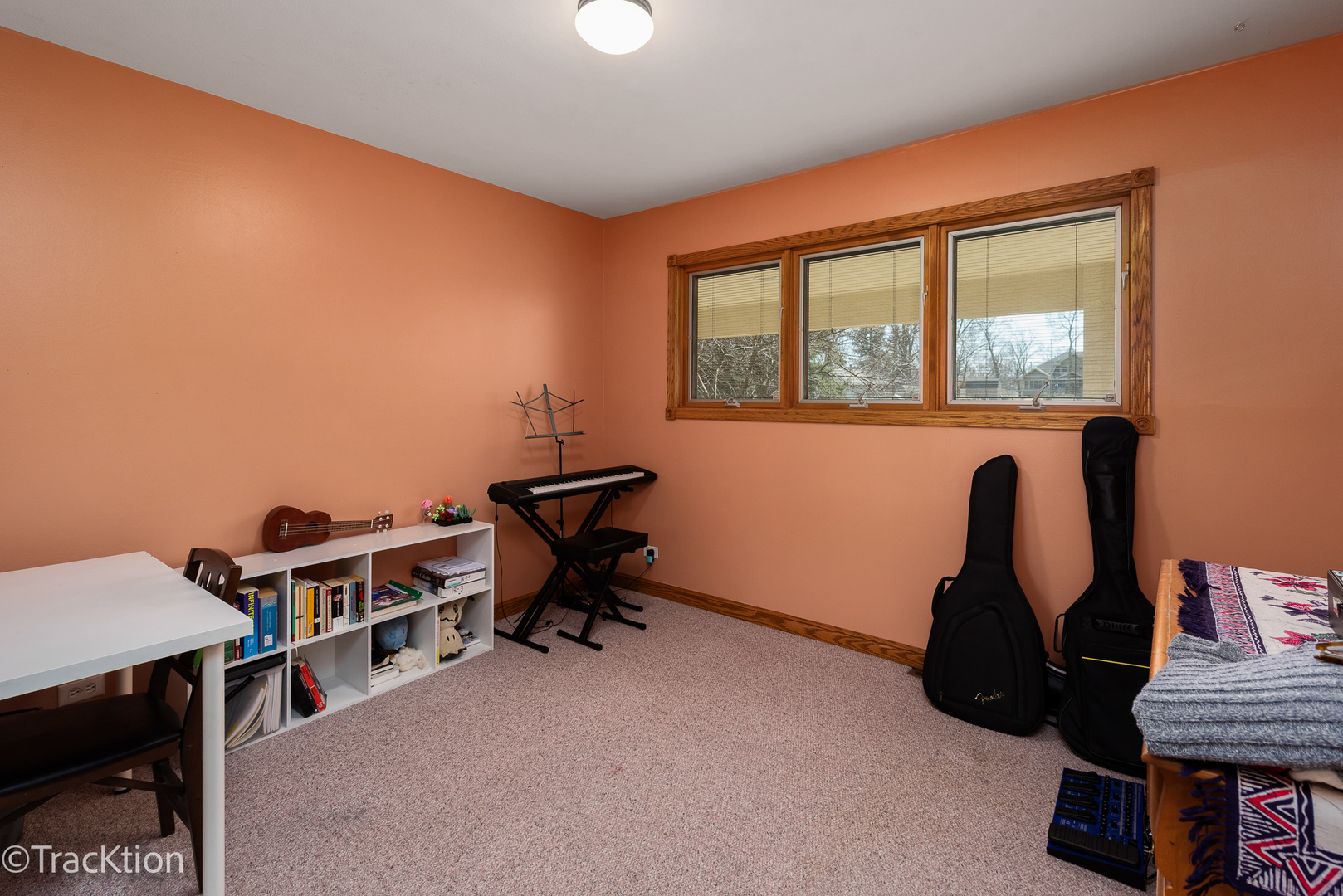 716 W 79th Place Property Photo 17