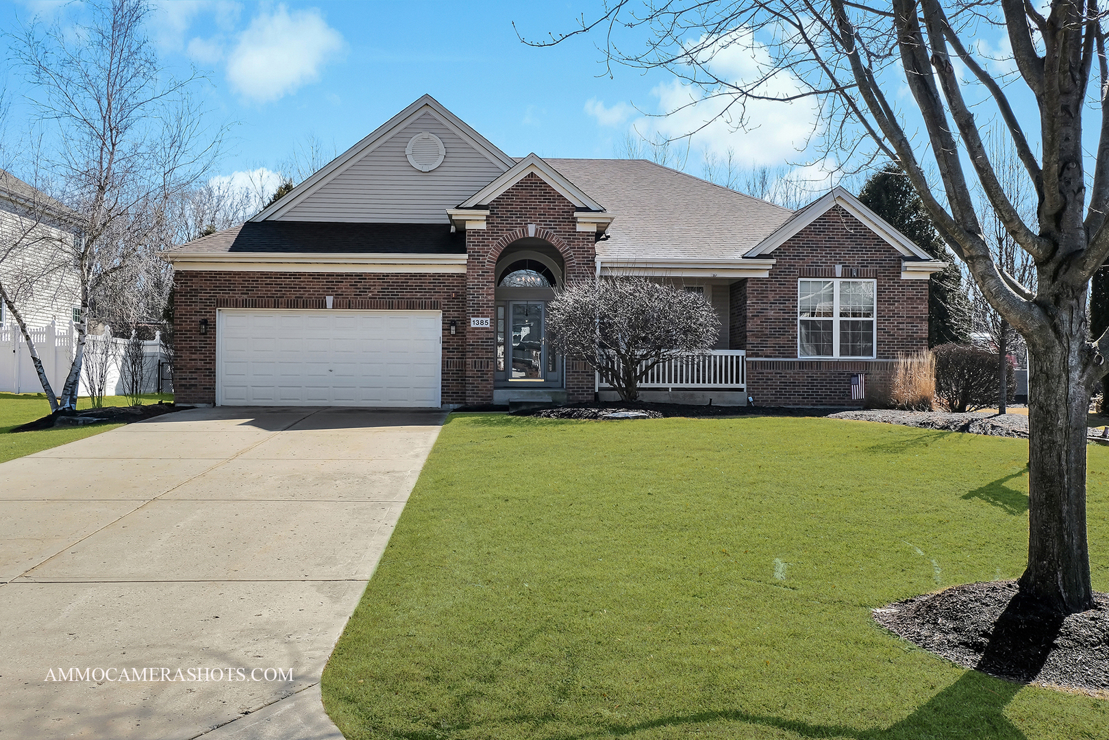 Elgin High School Real Estate Listings Main Image