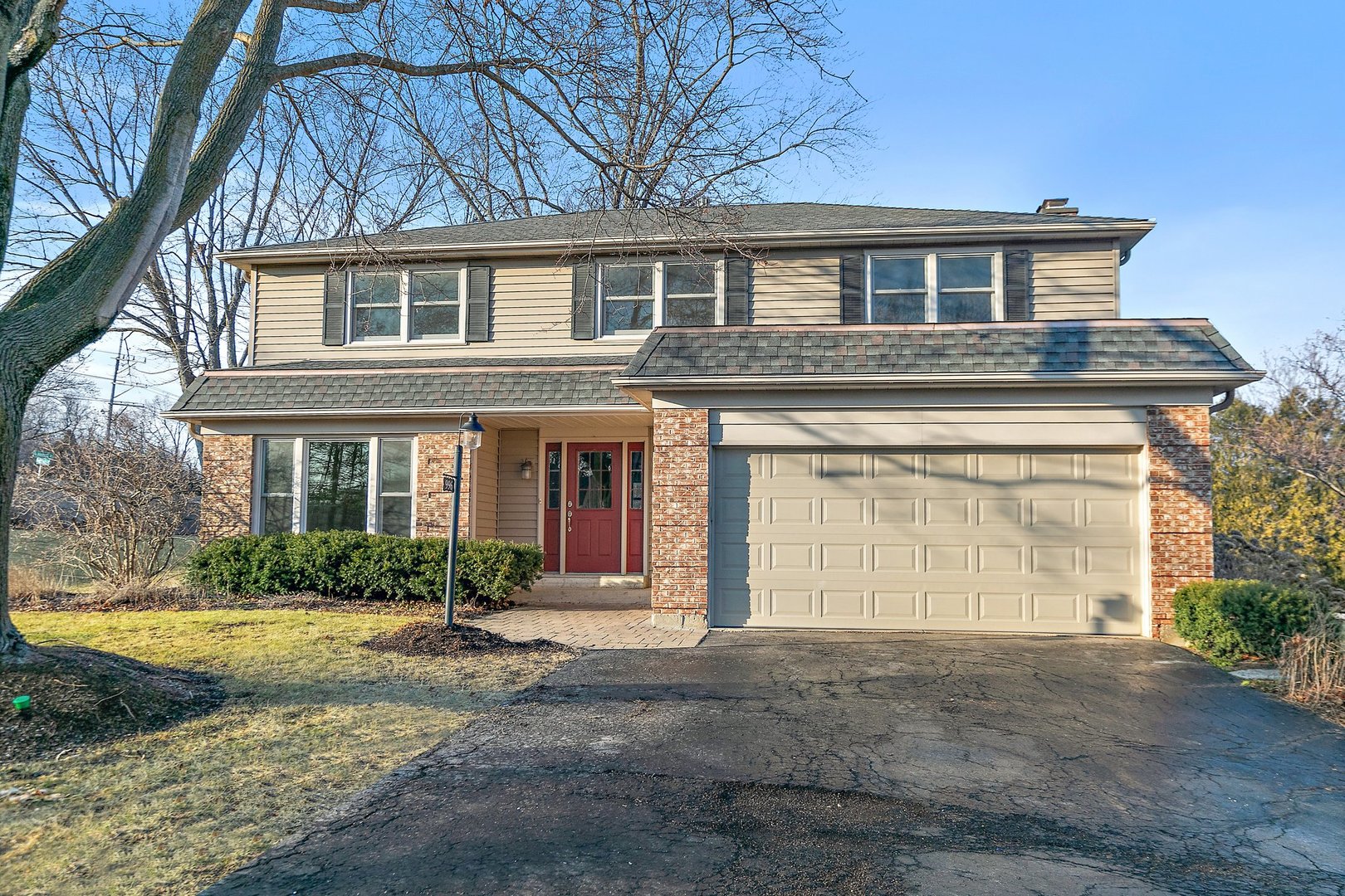 996 Commonwealth Court Property Photo