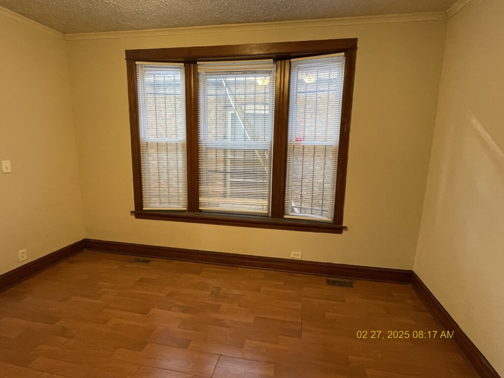 5734 S Ada Street Property Photo 6
