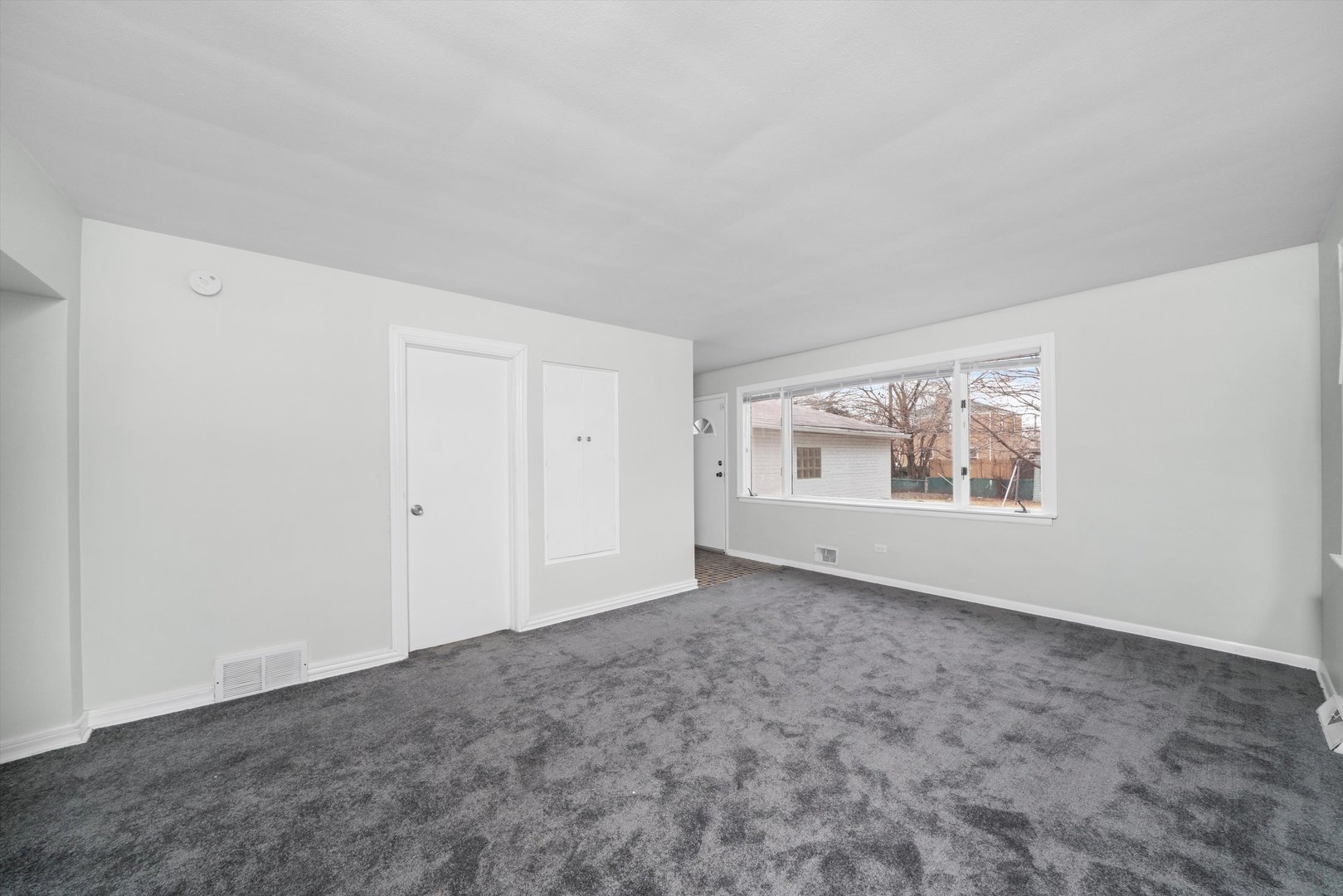 3900 Home Avenue Property Photo 11