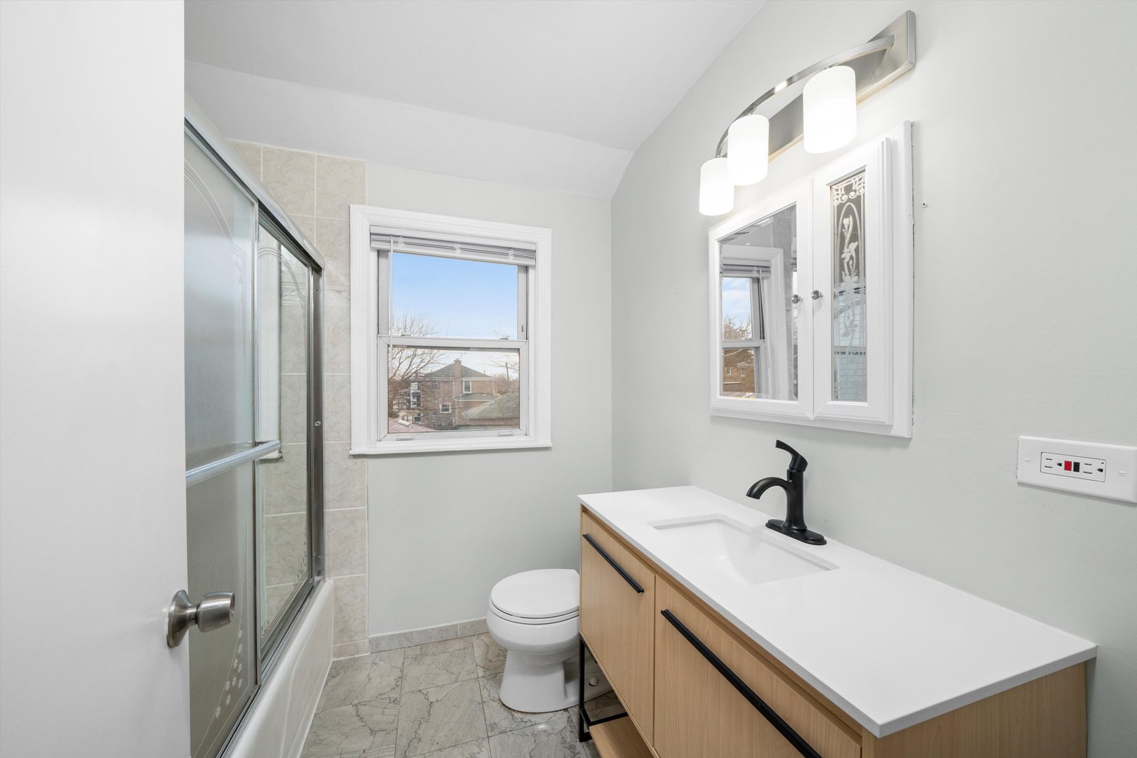3900 Home Avenue Property Photo 13