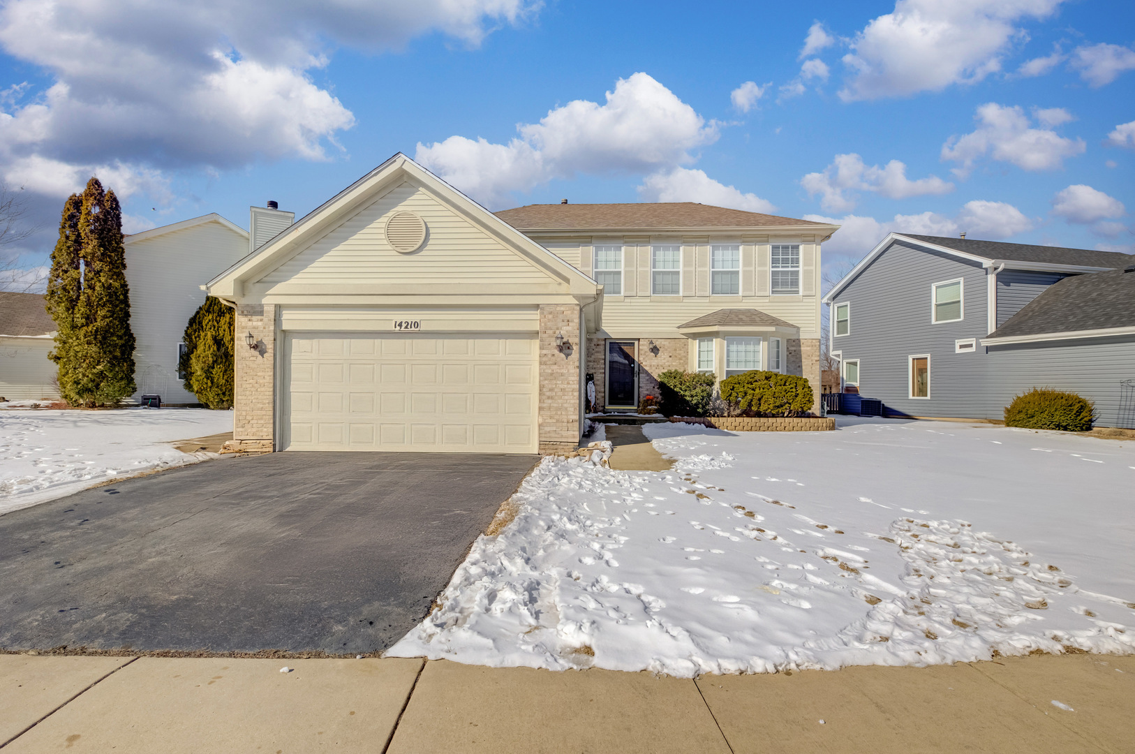 14210 S Lakeridge Drive Property Photo
