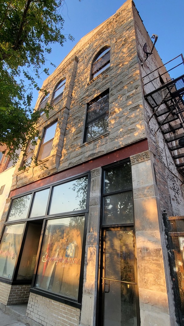 831 S Western Avenue Br Property Photo