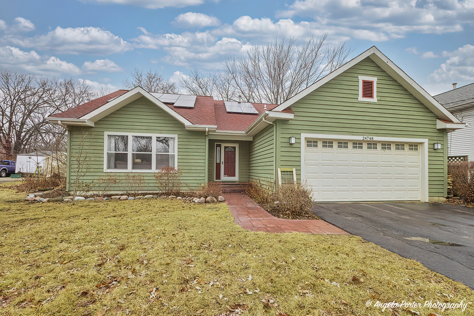 24748 W Highwoods Drive Property Photo