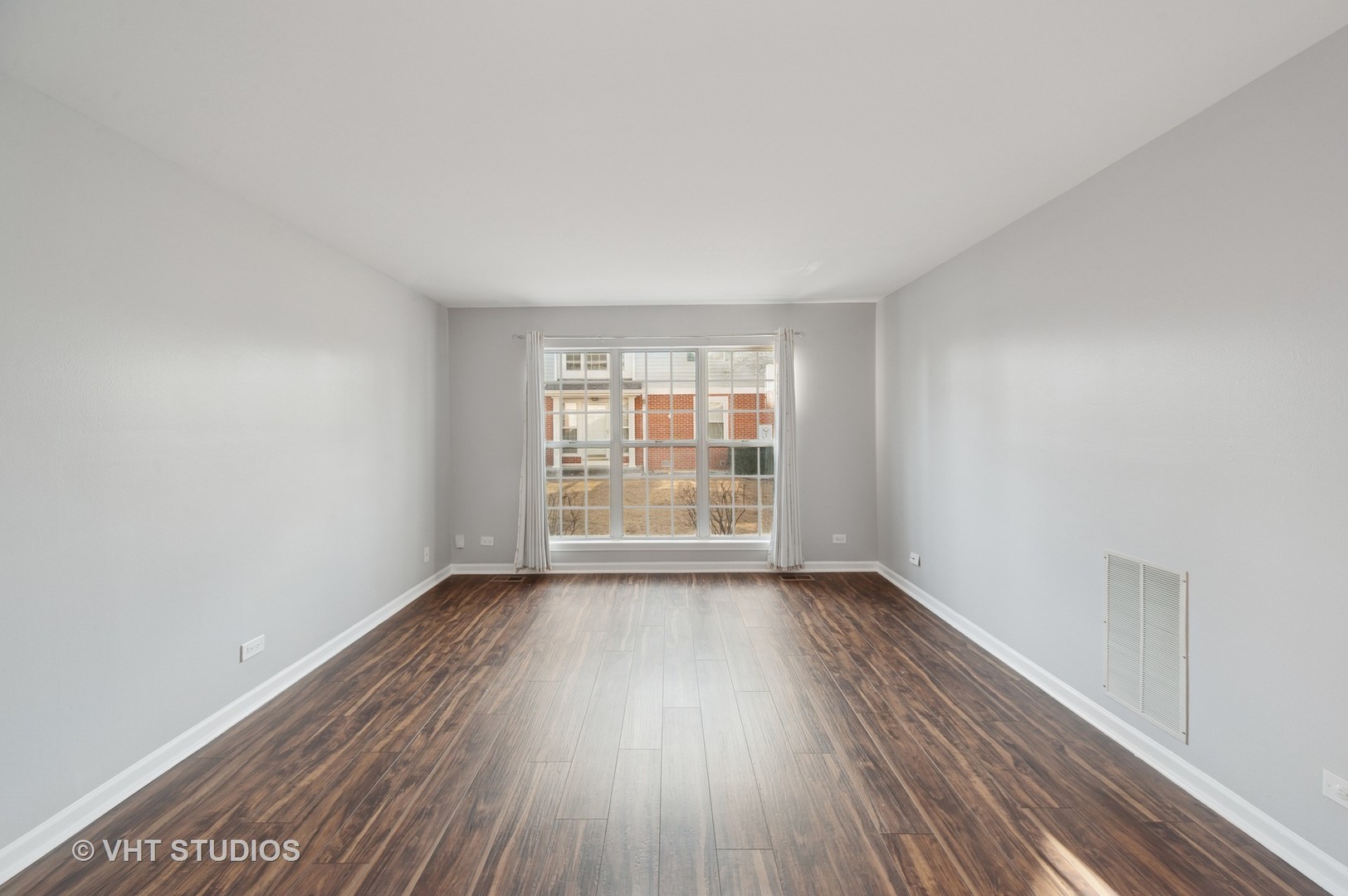 503 Grosse Pointe Circle Property Photo 3