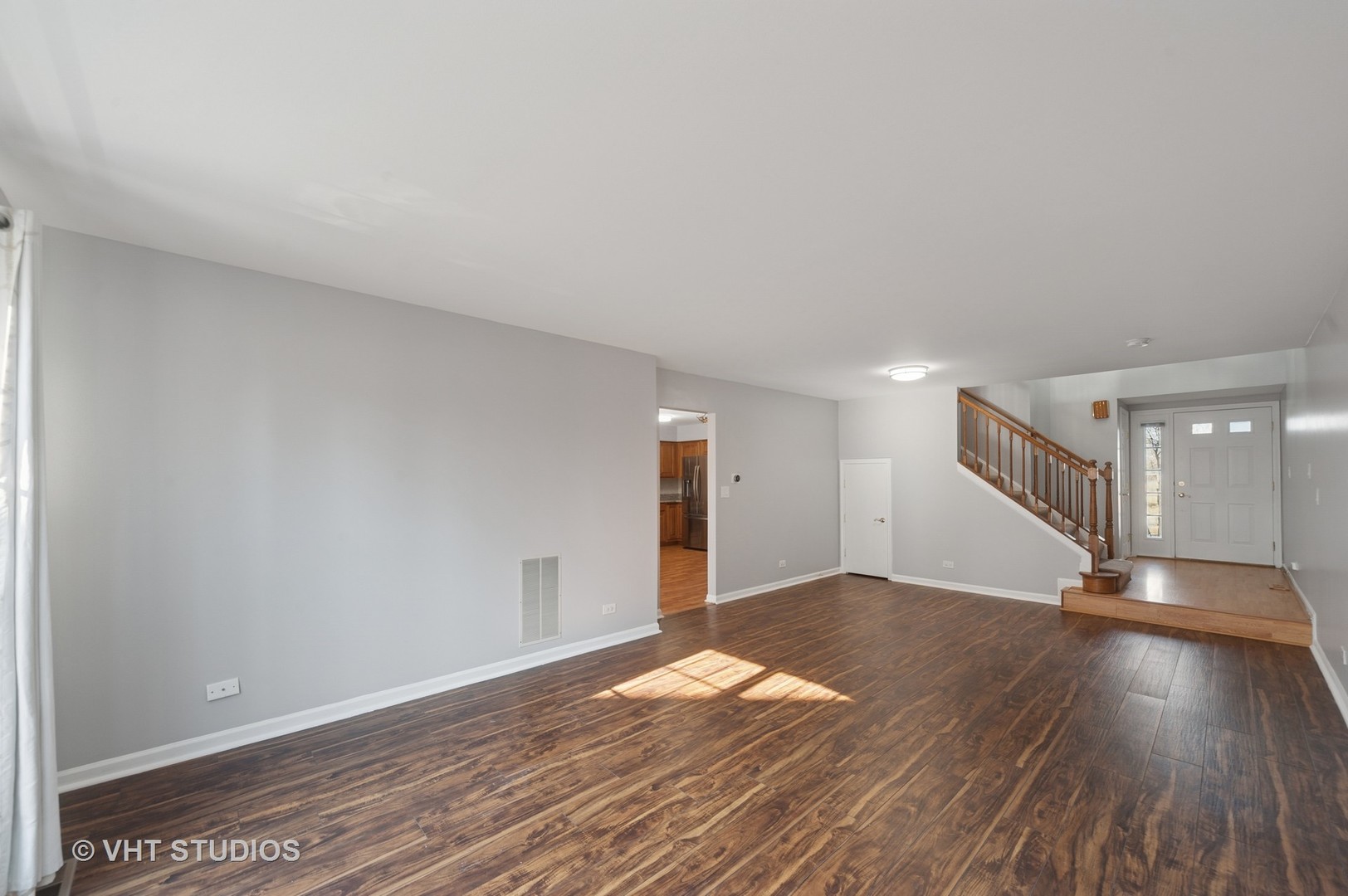 503 Grosse Pointe Circle Property Photo 5